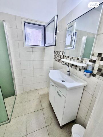 דירה, שדרות חיים וייצמן 48, צפון מזרח מרכז העיר, נתניה