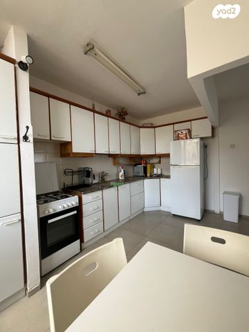 דירה, יהודה בורלא, רמות רמז, חיפה