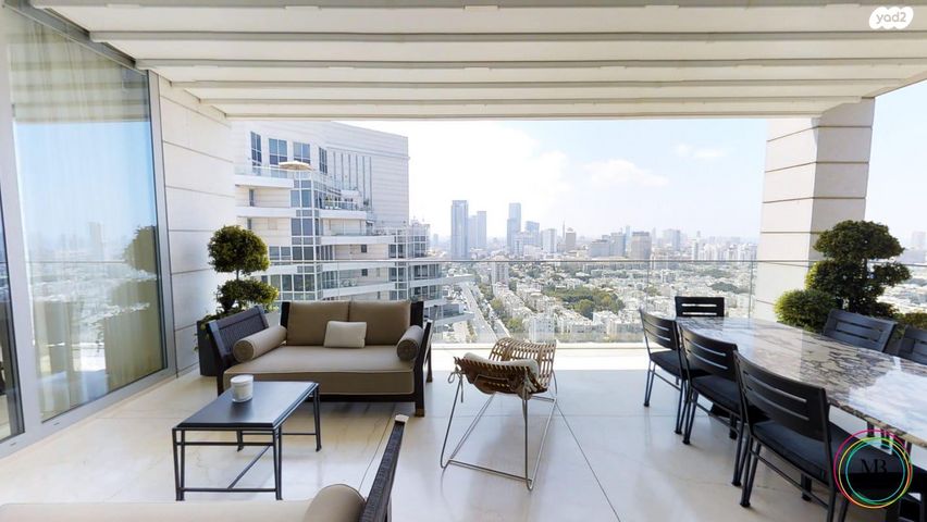 גג/ פנטהאוז, ניסים אלוני 5, צמרות איילון, פארק צמרת, תל אביב יפו