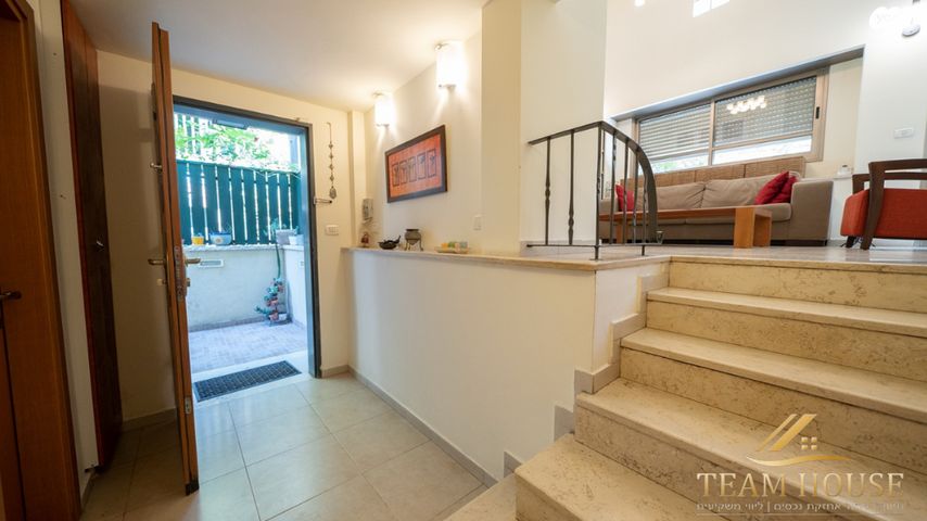 דופלקס, א.ד. גורדון 25, רמות רמז, חיפה