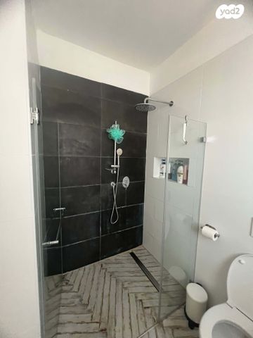 דירה, כנפי נשרים, תל יהודה, רמת גן