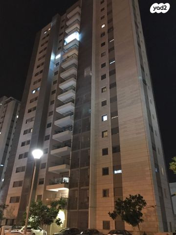 דירה, המגדל הלבן, שאר העיר, רמלה