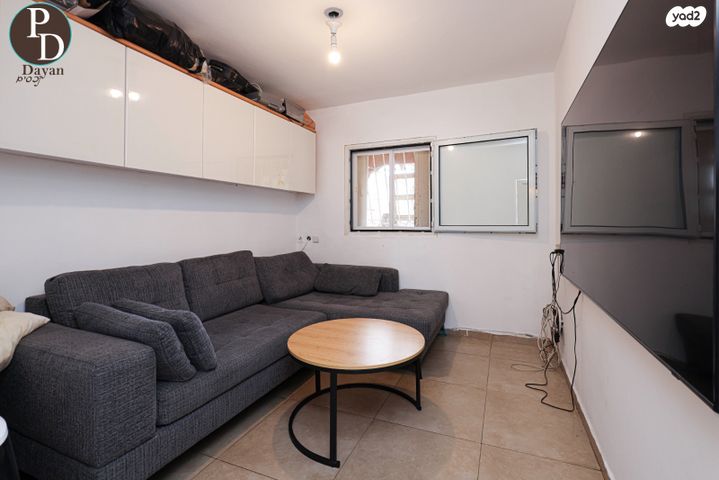 דו משפחתי, כפר יונה