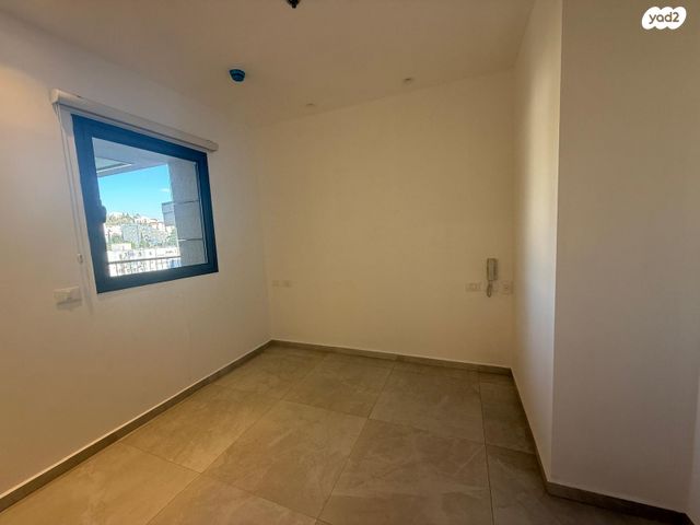 דירה, גולומב, קרית היובל, ירושלים