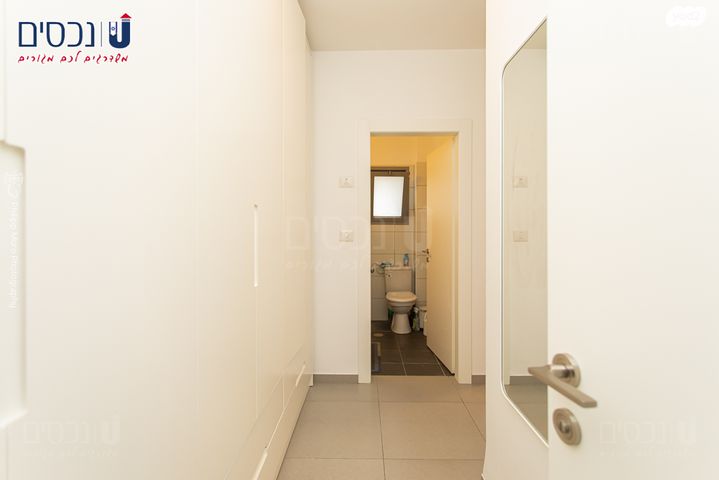 דירה, גלי כרמל, טירת כרמל