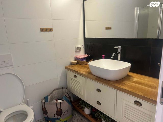 דירה, כנפי נשרים, תל יהודה, רמת גן