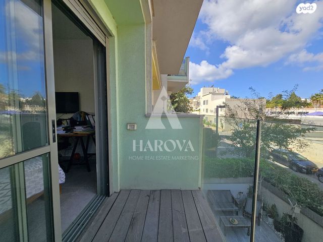 דירה, שמואל ירחינאי, צהלון, שיכוני חסכון, תל אביב יפו