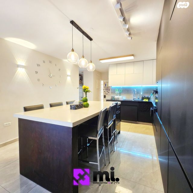 דירה, מבוא פלי"ם 64, הגבעה הצרפתית, גבעת שפירא, ירושלים