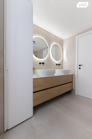 דירה, דודו דותן, עיר ימים, נתניה