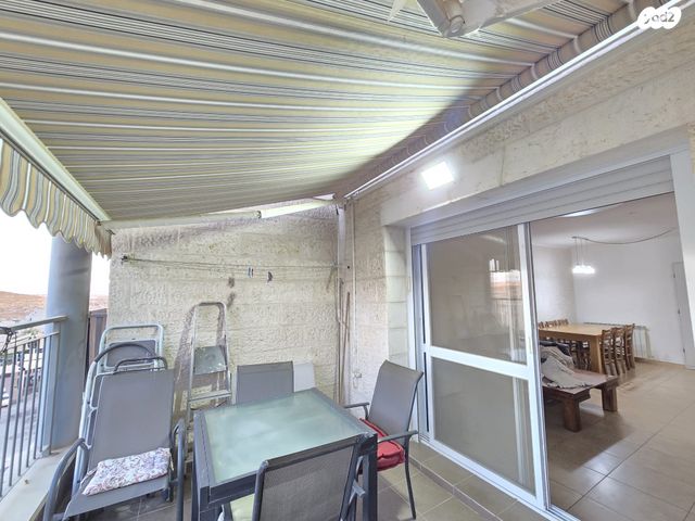 דירה, הרב מן ההר, חומת שמואל, הר חומה, ירושלים