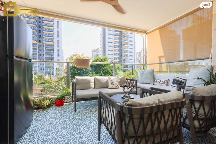 דירה, פסגת אונו, קרית אונו