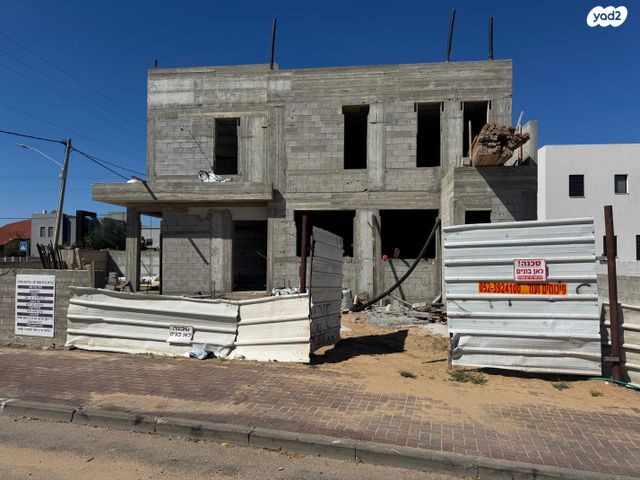 בית פרטי/ קוטג', תל חי, נאות הפרחים, גן יבנה