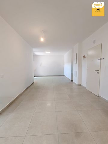 דירה, הערבה, גבעת טל, אלפי מנשה