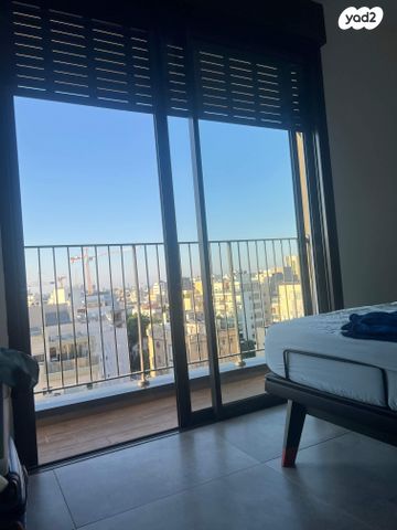 דירה, כנפי נשרים, תל יהודה, רמת גן