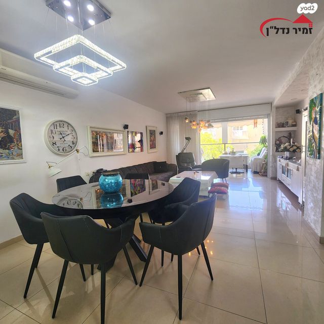 דירה, קדושי קהיר, נאות רחל, חולון