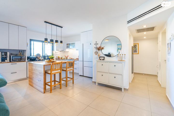 דירה, הר שלמה, היובל, אור עקיבא