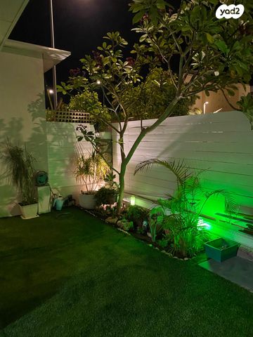 דירת גן, רות המואביה 27, האמהות, שחמון, רובע 9, אילת