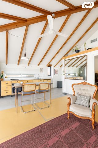 גג/ פנטהאוז, שלוש 14, נווה צדק, תל אביב יפו