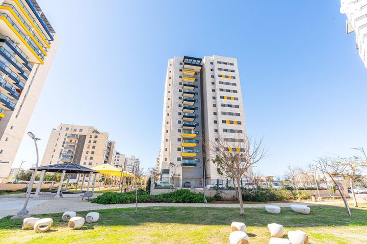 דירה, הר שלמה, היובל, אור עקיבא