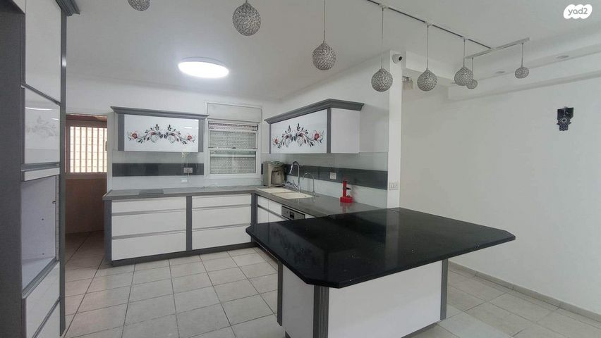 דירה, משה דיין, נווה סביון, אור יהודה