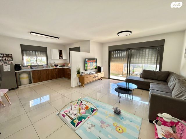 דירה, שדרות רובע יזרעאל, רובע יזרעאל סביוני העמק, עפולה