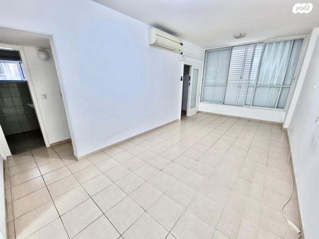 שדרות חיים וייצמן 38