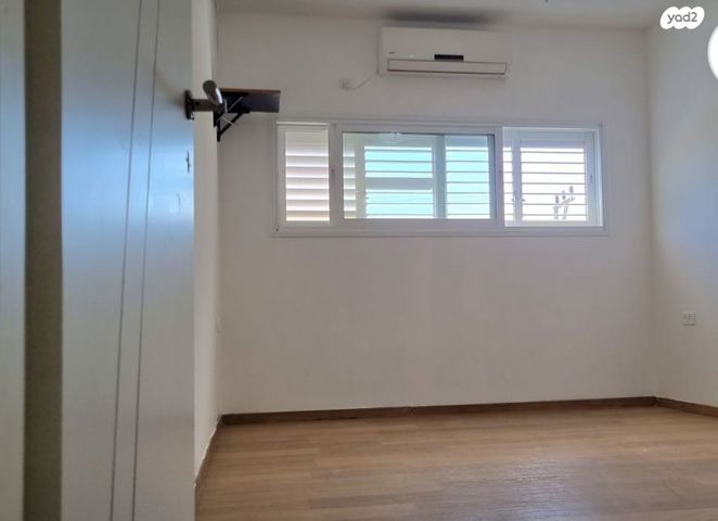 דירה, הורדים 2, רובע א', אריאל