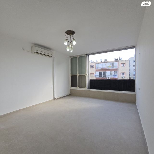 רחבעם זאבי 31