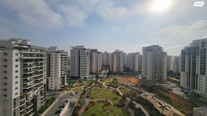 גג/ פנטהאוז, גני תקווה מערב, גני תקווה