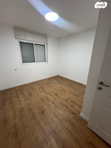 דירת גן, בני עקיבא, גן הורדים, אשקלון