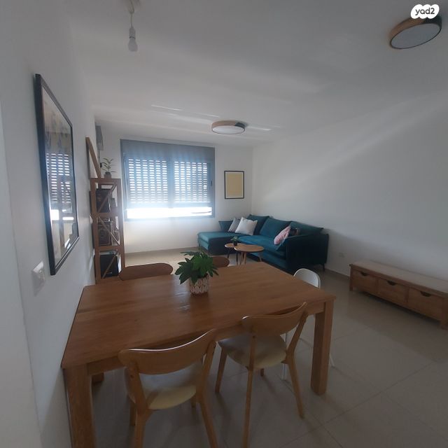 דירה, יגאל הורביץ, קרית מלאכי