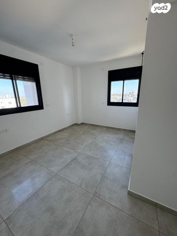 דירה, הרב הרצוג, צפון מערב מרכז העיר, נתניה