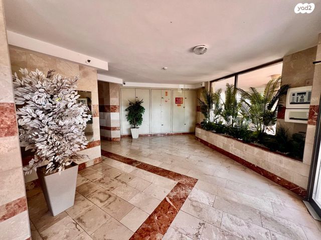 דירה, חנה ומיכאל לוין 22, רביבים, גני ראשון, ראשון לציון