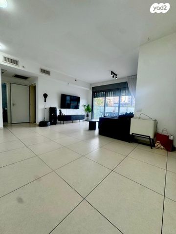 דירה, החשמונאים 7, צפון מזרח מרכז העיר, נתניה