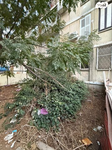 שקמים ואגמים