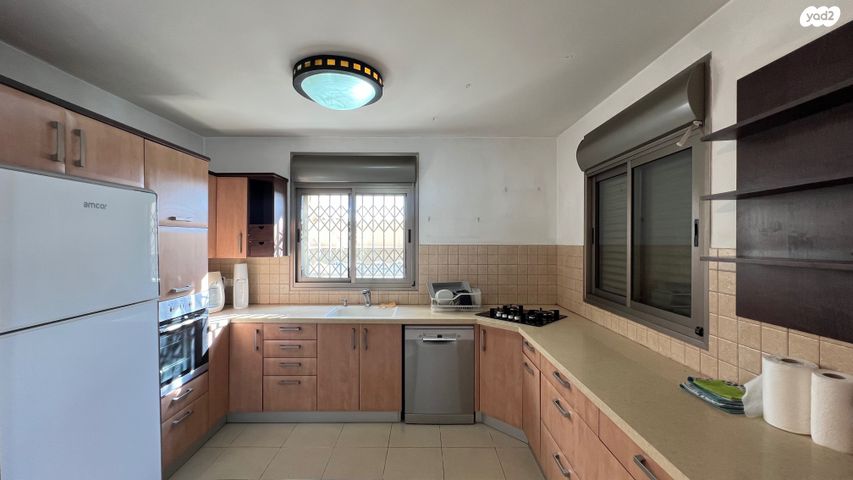 דירה, רבי משה בן נחמן, מישור הנוף, ראשון לציון