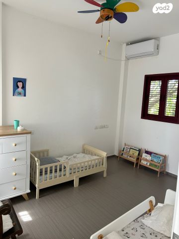 בית פרטי/ קוטג', הפורצים, ותיקים, כפר סבא