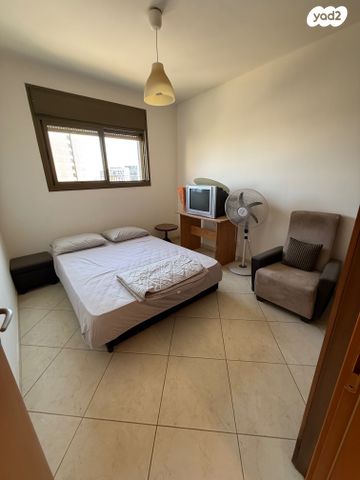 דירה, התקווה 12, מרכז אזרחי, באר שבע