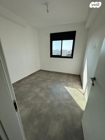 דירה, הרב הרצוג, צפון מערב מרכז העיר, נתניה