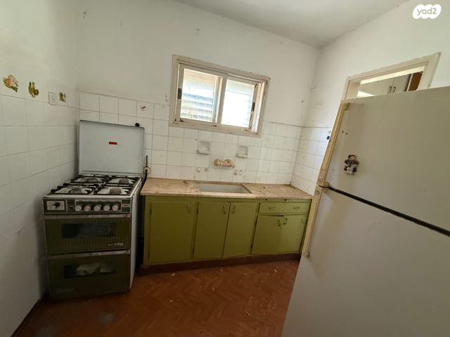 דירה, משה חיים שפירא, קרית שמואל, חיפה