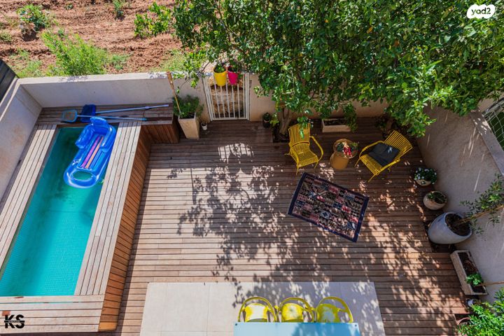 דו משפחתי, רמת אמיר, קדימה צורן