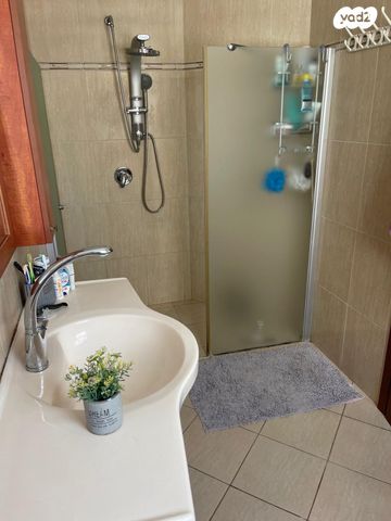 דירה, ה' באייר 3, רובע הקריה, הסיטי, אשדוד