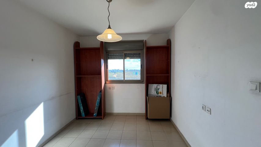 דירה, רבי משה בן נחמן, מישור הנוף, ראשון לציון