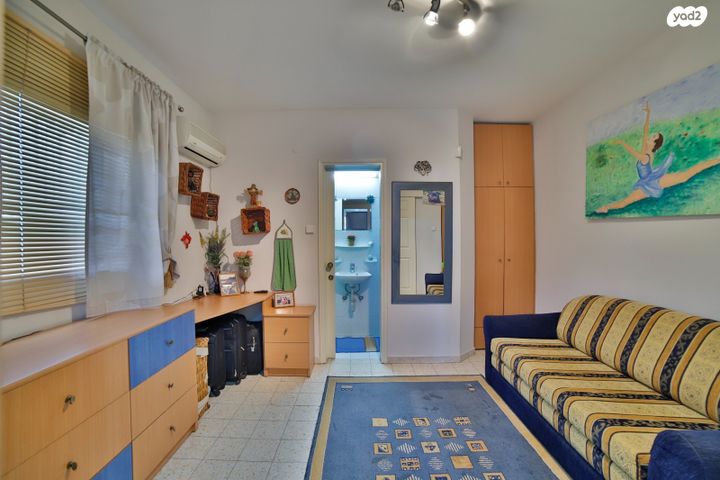 גג/ פנטהאוז, יהושע רבינוביץ, בן גוריון, חולון