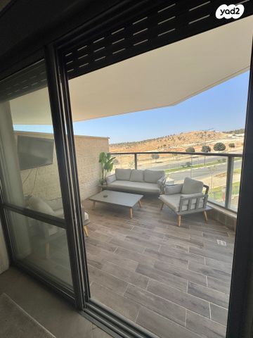 דירה, אשכולית, רמות הרכס, באר שבע