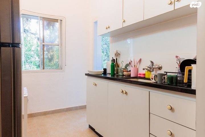 דירה, רמב"ן 4, הדר עליון, חיפה