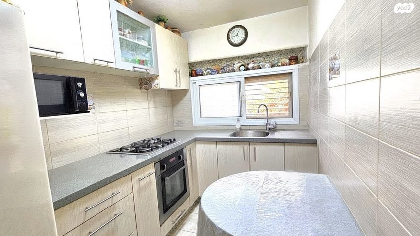 דב גאפונוב 6