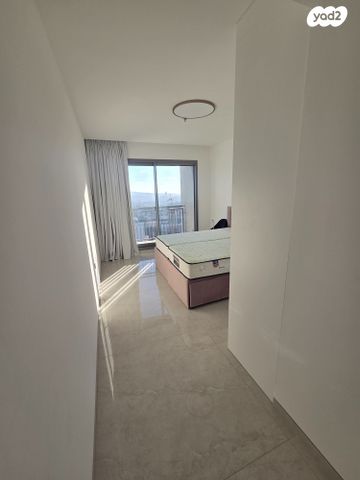 דירה, מאיר שחם, ירושלים