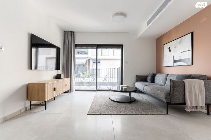 שדרות ירושלים 1