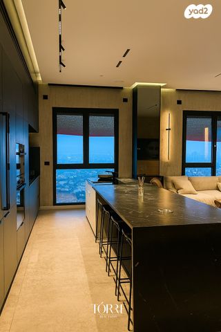 גג/ פנטהאוז, המעיין 3, שכונת הראשונים, רמת גן